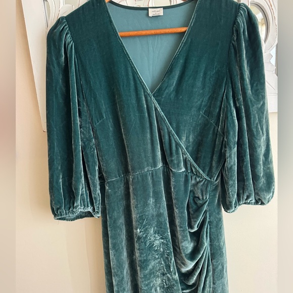 Aritzia Wilfred Lyric Velvet Dress Size Small Forest Green Holidays - Picture 9 of 13